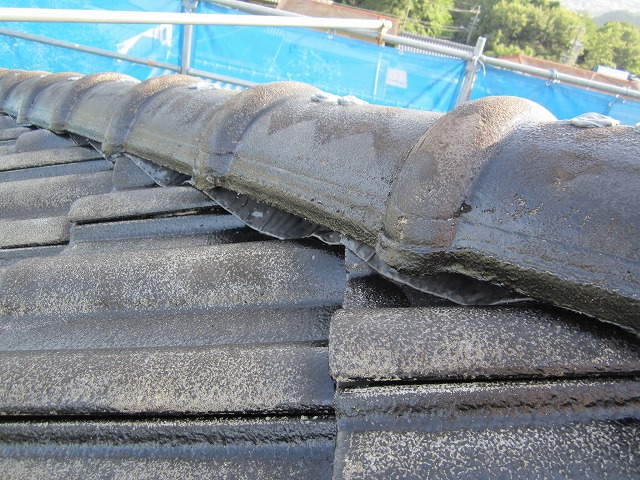 補修後のセメント瓦